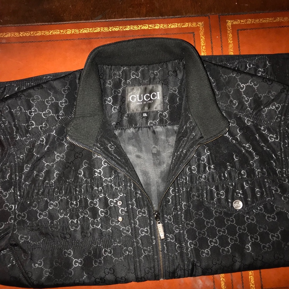 Gucci bomber jacket limited and Gucci shirt - Picture 2 of 6